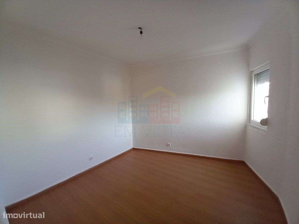 Apartamento T2 remodelado - Torre, Cascais-11