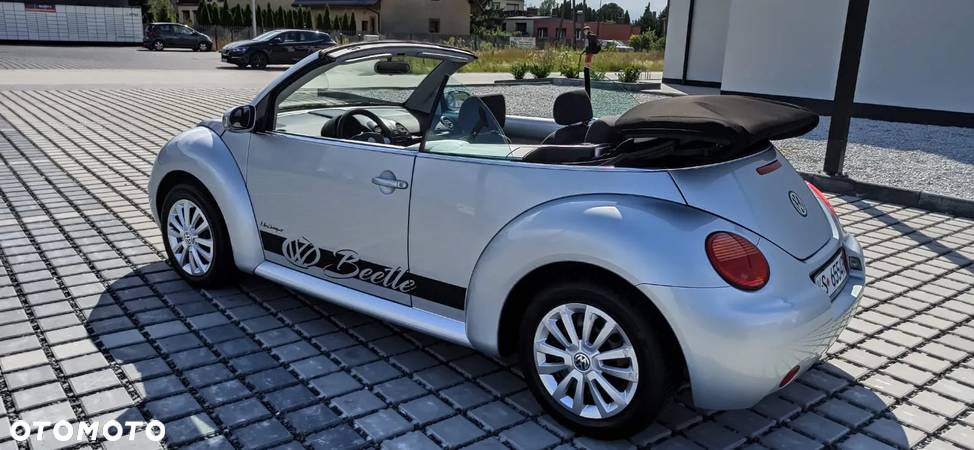 Volkswagen New Beetle Cabriolet 1.6 Freestyle - 2