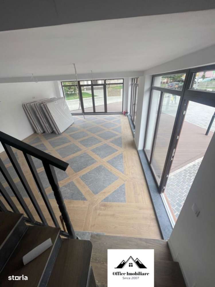 De Vânzare Baia Sprie imobil P+1 (195 mp) Centru Istoric - Imagine principală: 3/10