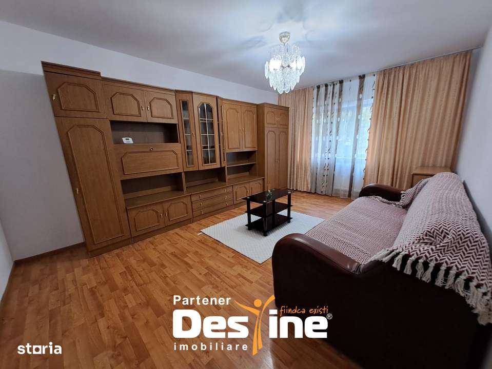 Apartament de inchiriat 2 camere, decomandat , Nicolina, 370 EURO - Imagine principală: 2/8