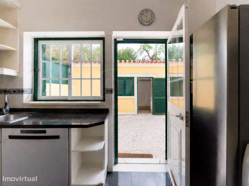 Moradia T3 com jardim | Cascais-12