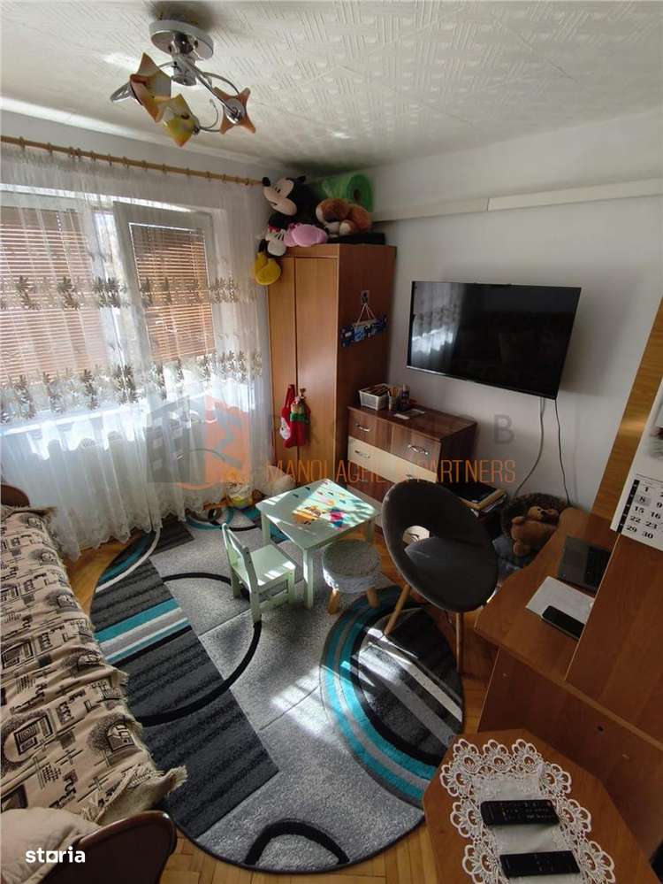 Apartament 3 camere cf 1 semidecomandat zona Micro 5 - Imagine principală: 5/9