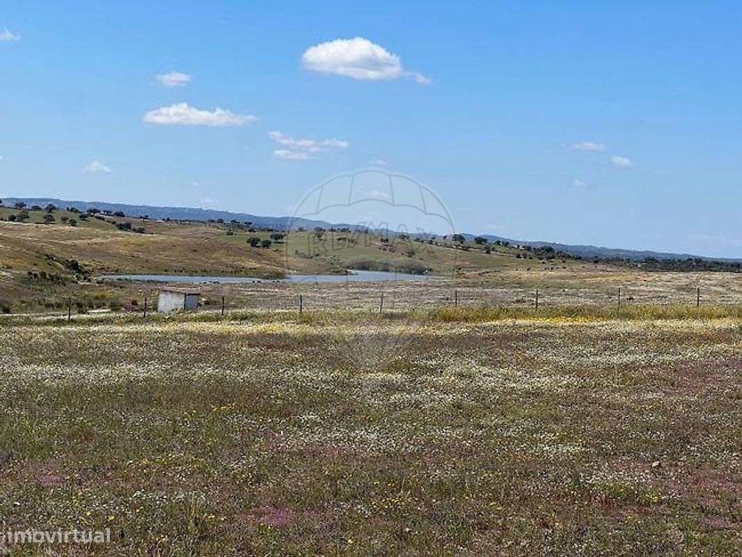 Moradia T2 para venda-22