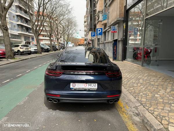 Porsche Panamera 4 E-Hybrid - 11