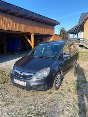 Opel Zafira 1.8 Family - 2