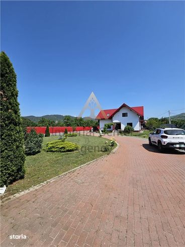 VILA DE VANZARE IN STATIUNEA BALNEOCLIMATERICA TG OCNA-0