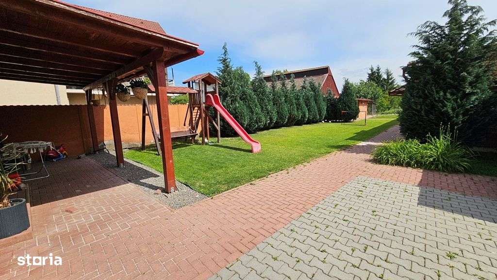 Casa de vanzare in oras, Cartierul Unirii, ideal pentru invesitie-9