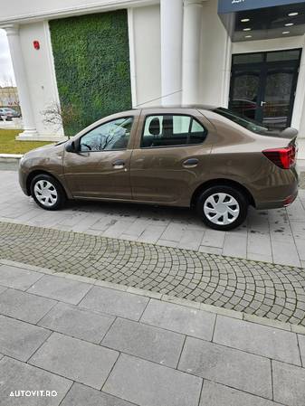 Dacia Logan TCe 90 Essential - 3