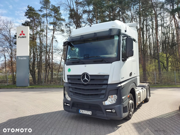 Mercedes-Benz Actros - 2