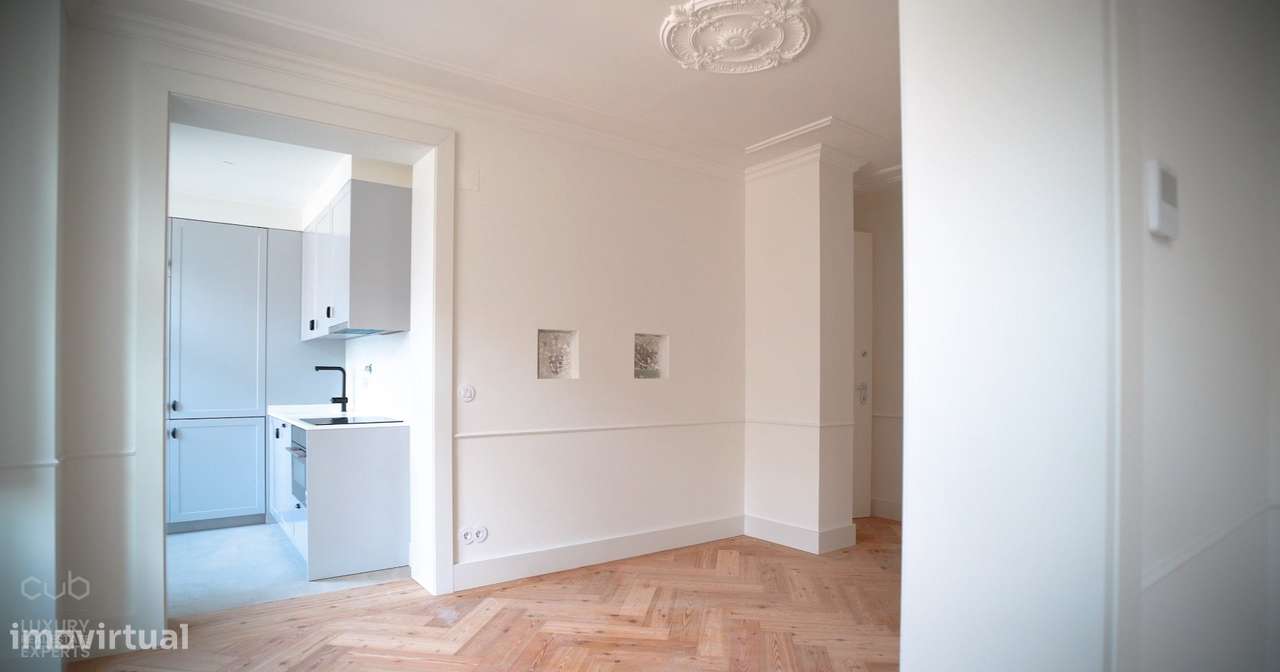 T2 de Charme na Baixa de Lisboa – Edifício Histórico Renovado | Junto - Grande imagem: 2/21