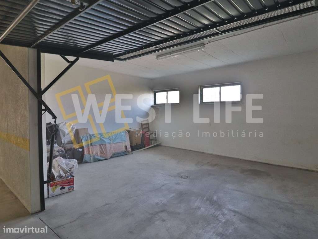 Garagem de 33 m² | Ideal para Arrumos ou Armazém | Mafra-3