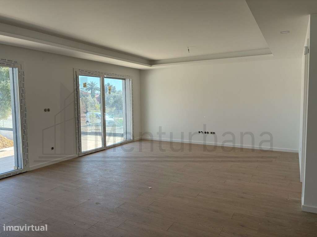 FANTÁSTICA MORADIA COM PISCINA EM MANIQUE - CASCAIS-20