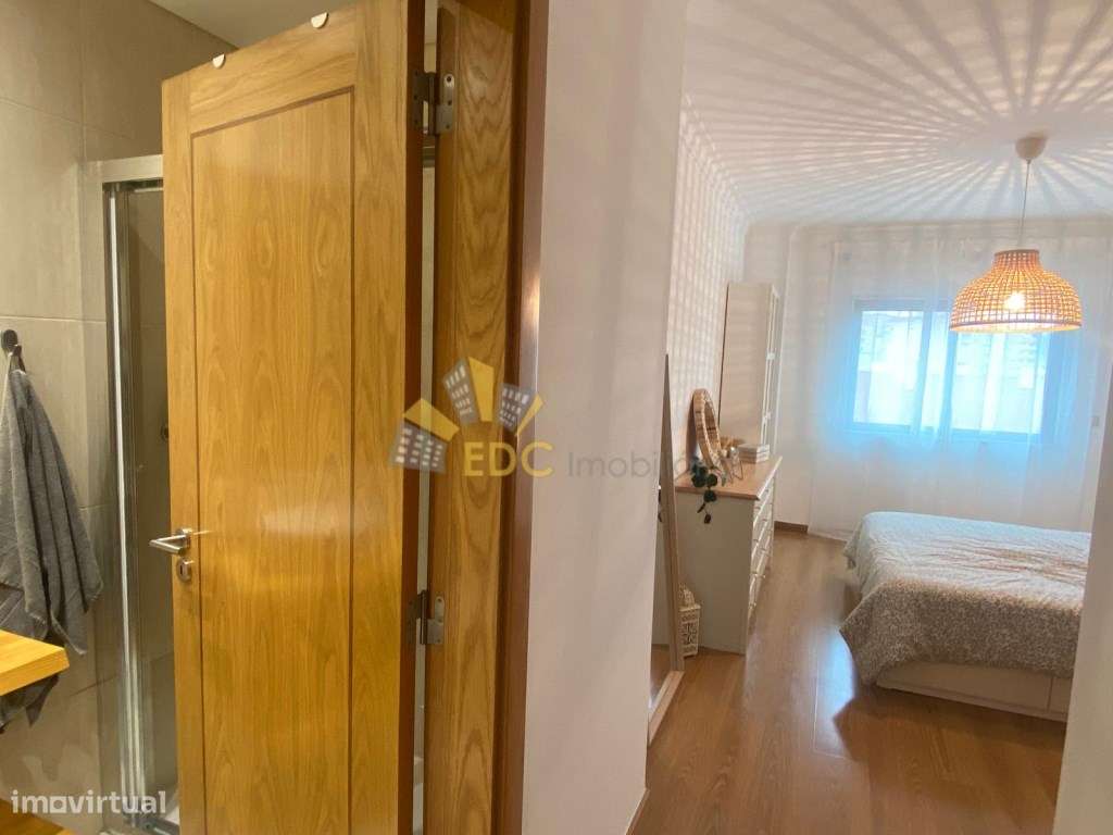 Apartamento Duplex T2+1 com Parqueamento, Arrecadação e Varanda | E...-20