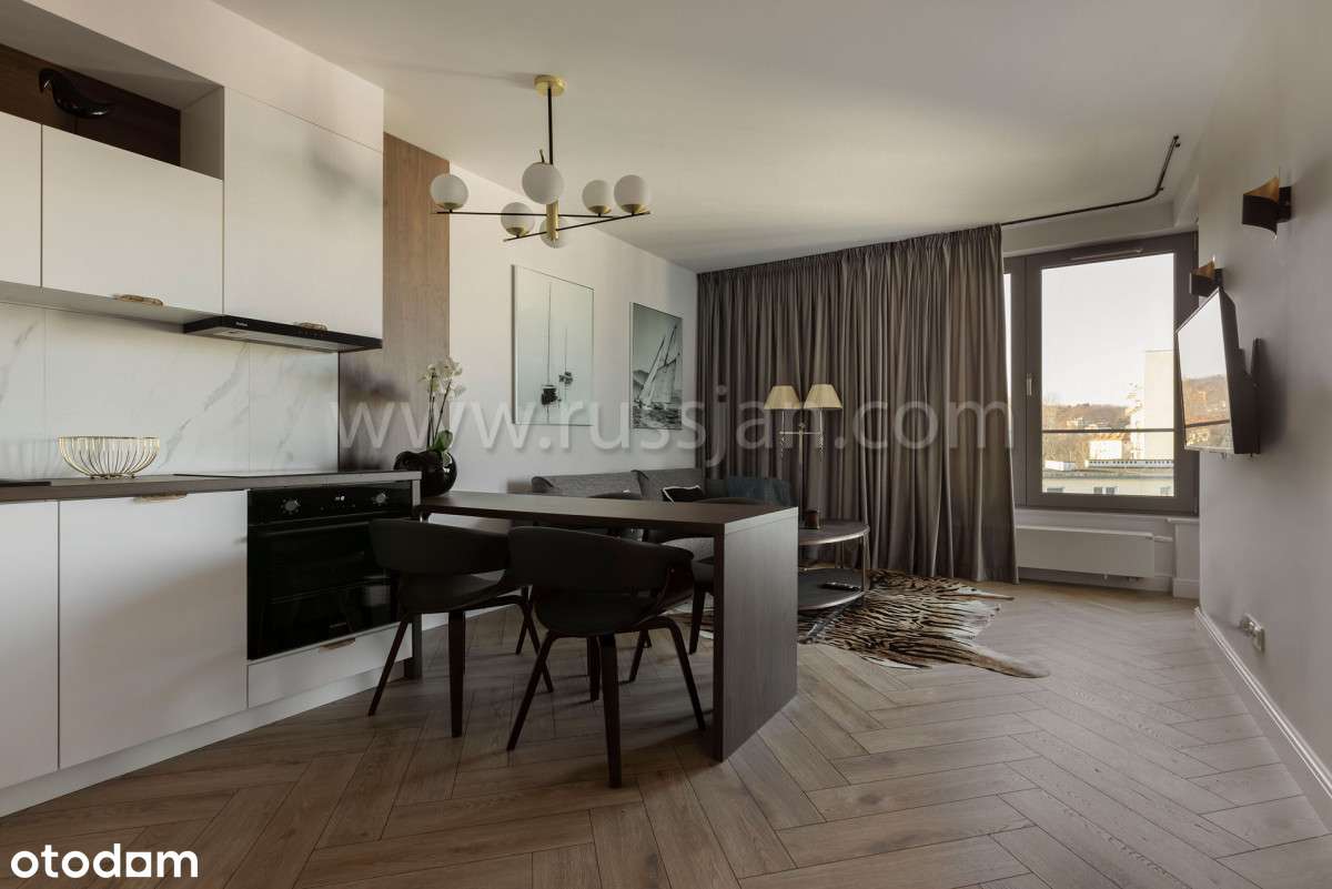 Enklawa spokoju w pełnym życia Śródmieściu - Pełny obrazek: 4/16