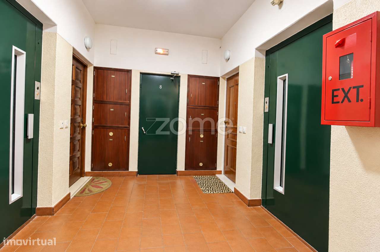 Apartamento T2 Remodelado com Excelente Luminosidade | Marvila, Lisboa-24
