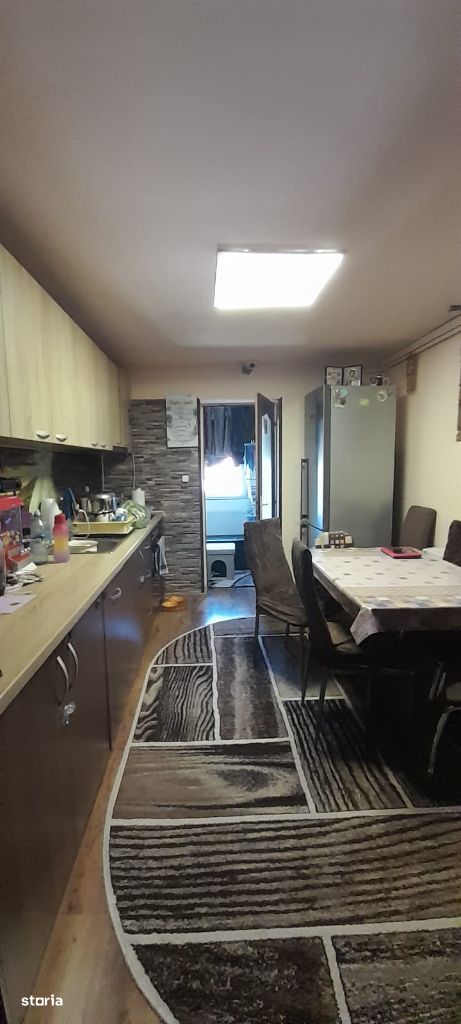 Apartament 3 camere 65 mp mobilat utilat la cheie zona Dva Nord