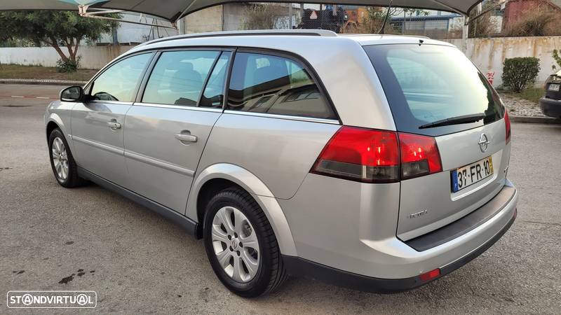 Opel Vectra Caravan 1.9 CDTi Executive - 38