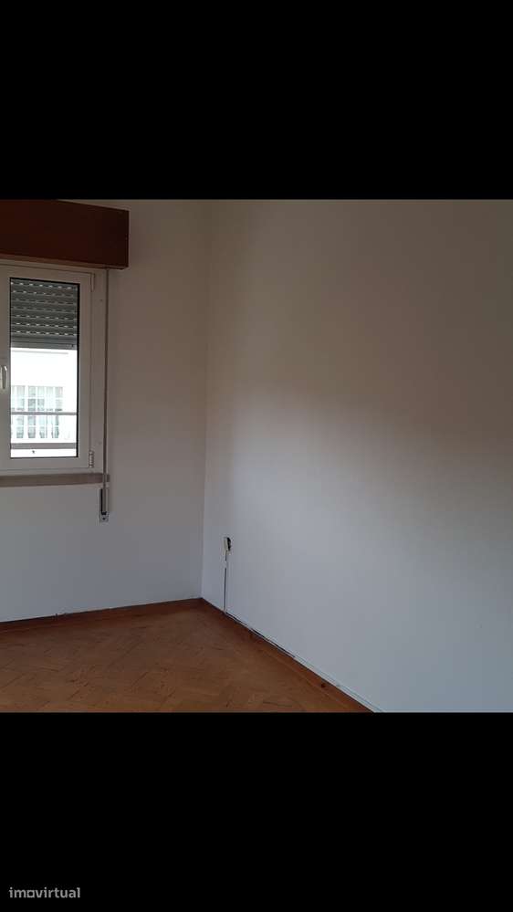 Arrenda-se T1 em Monte Real - Grande imagem: 5/7