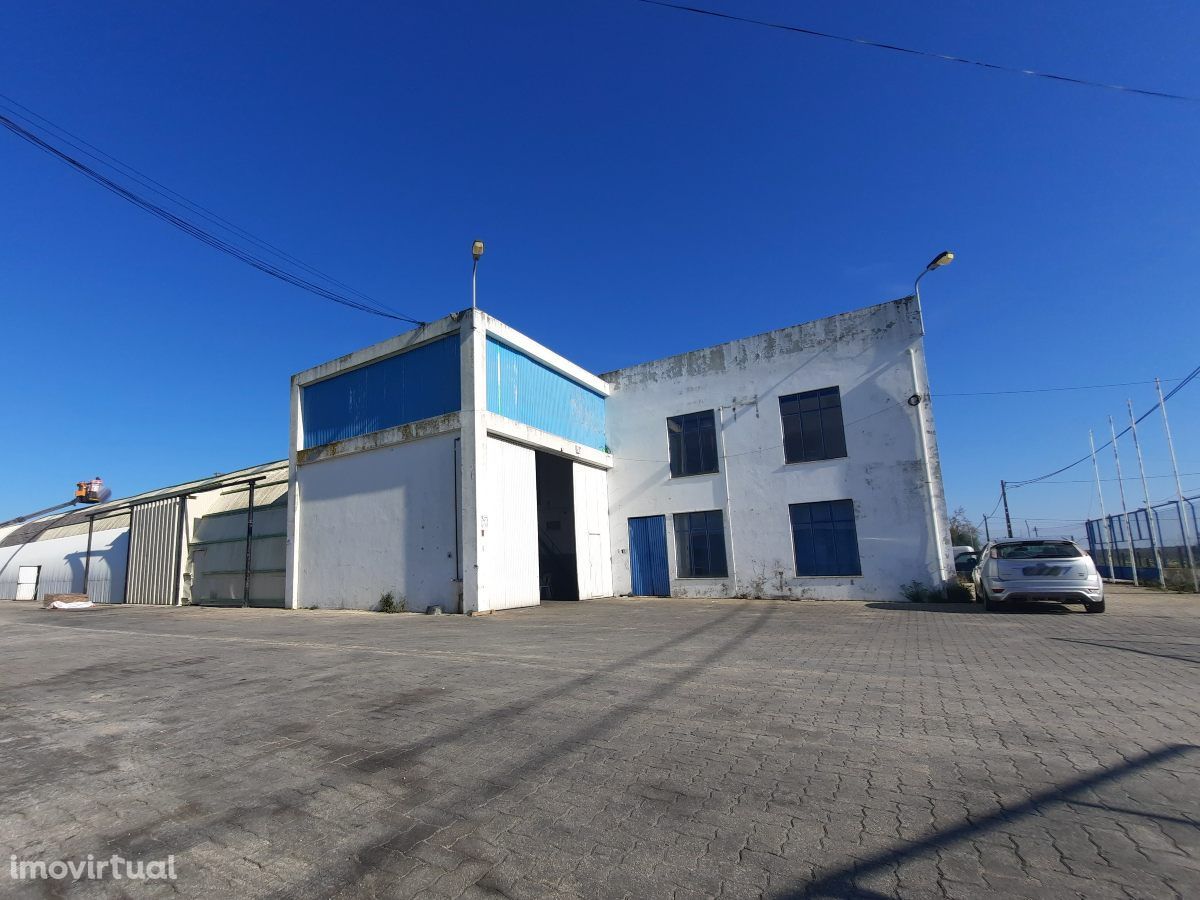 Armazém Palmela Arrendamento | 788 m2 | Industrial