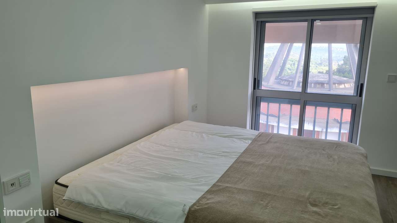 Apartamento  em Celas (Duplex e arrumo no sótão)-10