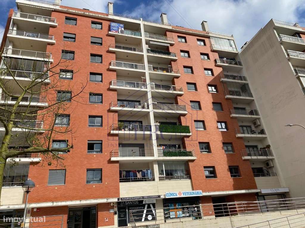Apartamento T3 nas Colinas do Cruzeiro | 4 Parqueamentos + Arrecadação-41