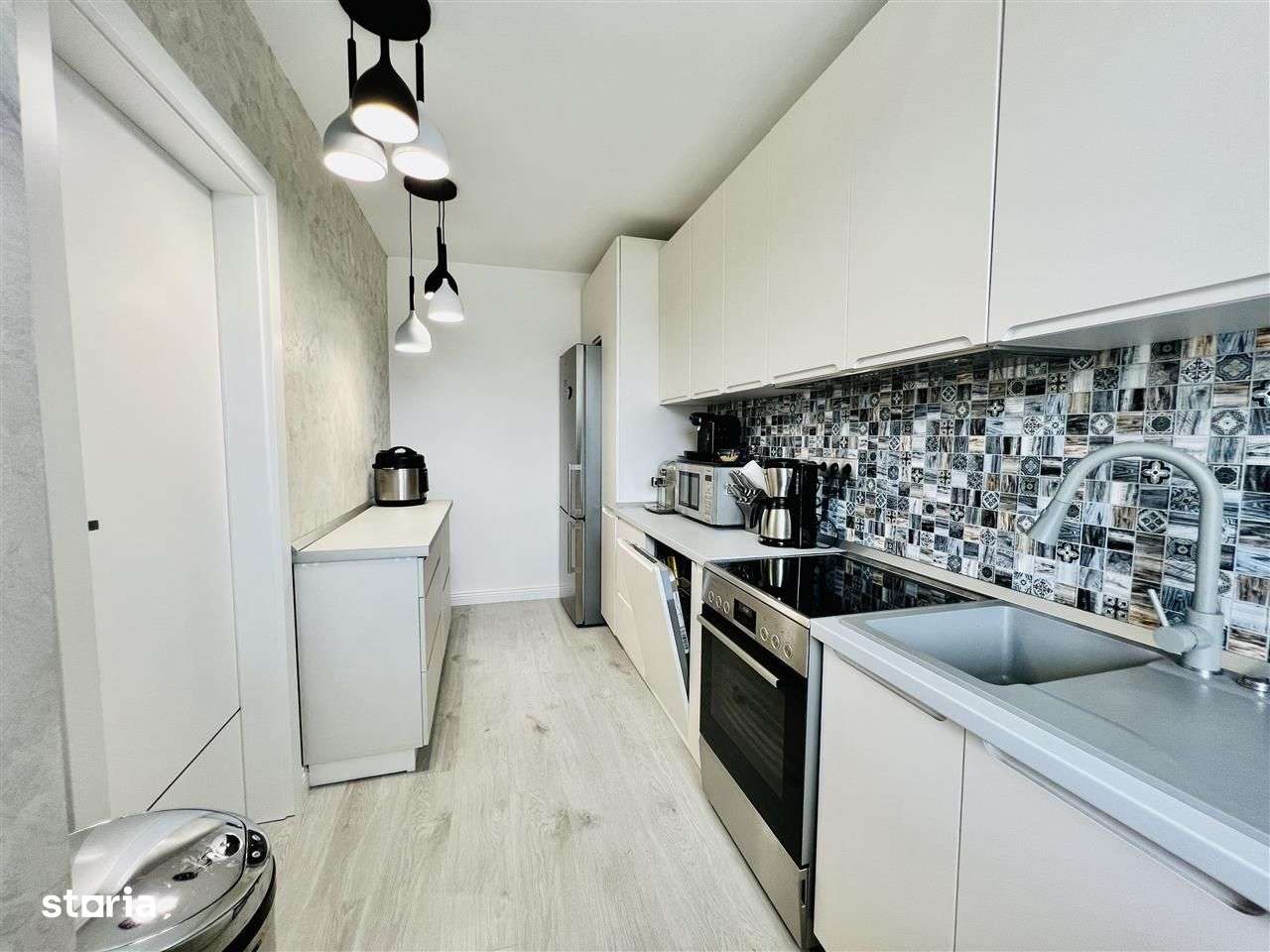 Casa 4 camere P+1+M cu vedere la munți, mobilată complet – Cristian-11