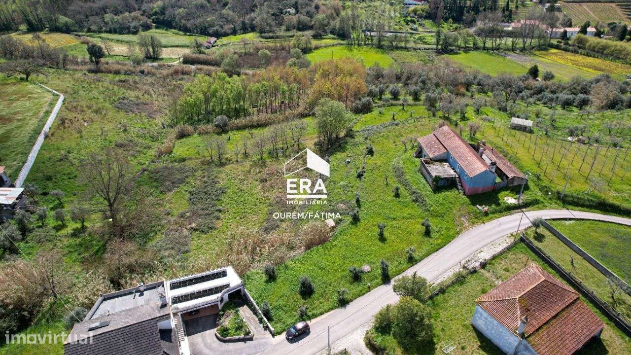 Moradia T3 localizada no Olival, Ourém - Grande imagem: 3/25