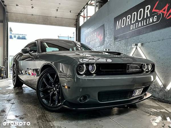 Dodge Challenger 5.7 R/T - 24