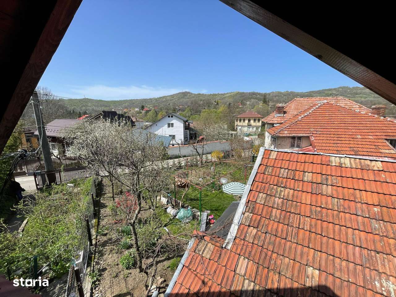 Casa de vanzare in Slanic - Central!-1