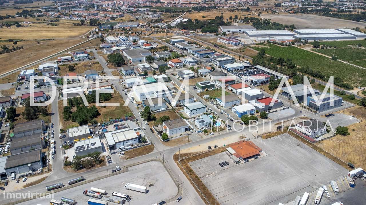 Armazém com escritório no Vale do Alecrim -  Palmela-7