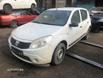 Dezmembrez Dacia Sandero 1.2 benzina alb 2010 - 2