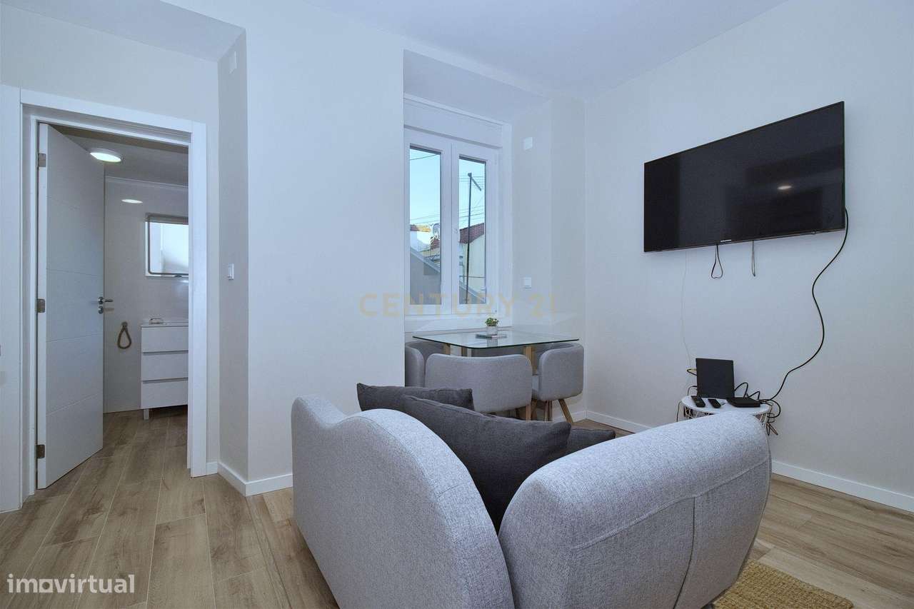 Apartamento T1 Renovado para Arrendamento – Rua do Olival, Lisboa - Grande imagem: 4/14