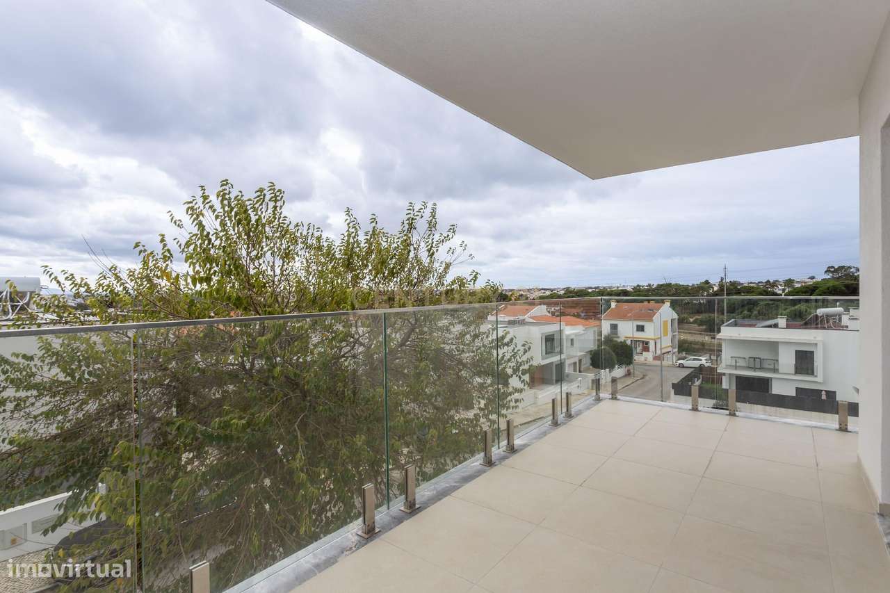 T3 de Luxo | 2.º Andar Direito | Varanda em L | Quinta do Desembargado-53