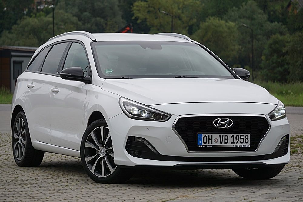 Hyundai i30 III (2017-) 1.6 CRDI Passion Plus 2020