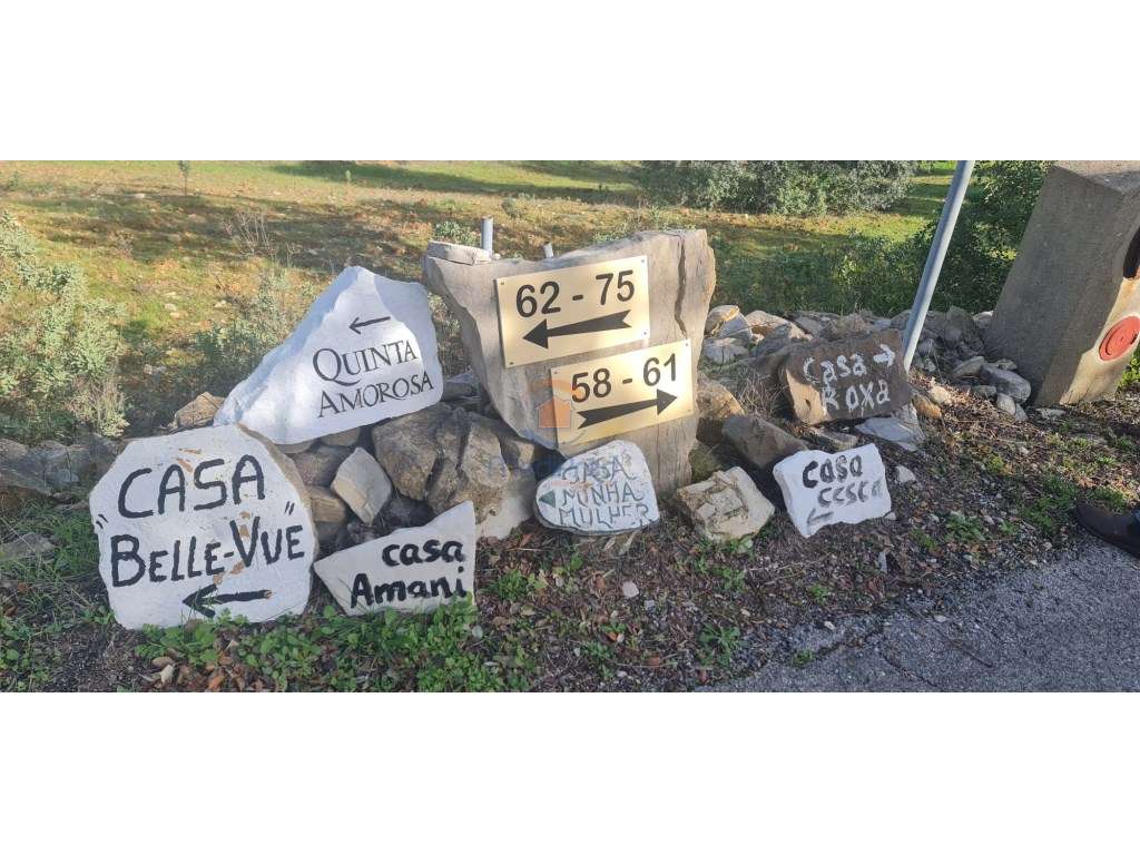 Terreno com ruína 1.700 m2 | São Brás de Alportel, Algarve - Grande imagem: 3/19