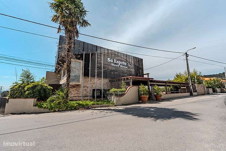 Fantástico espaço p/Restauração, bar/café. Em Cervães - VVD - Braga - Grande imagem: 2/2