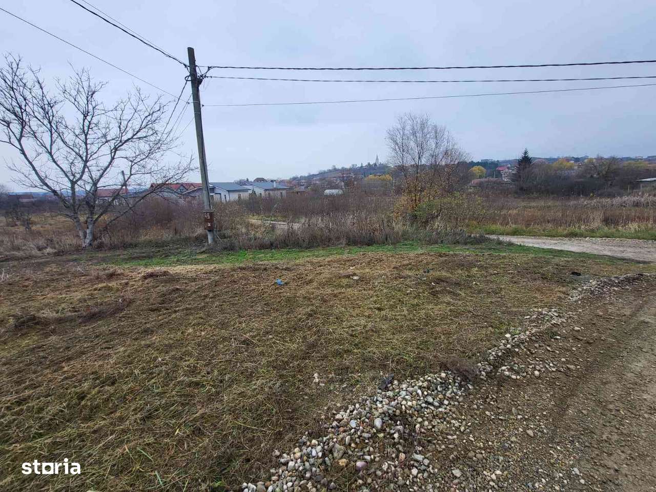 Teren intravilan 647 mp, cu utilități- Paleu-5