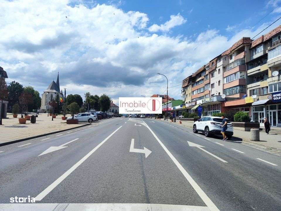 Apartament 3 camere Huedin  | Piata Republicii - Imagine principală: 4/11