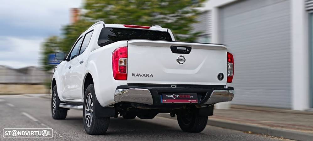 Nissan Navara 2.3 dCi CD 4WD N-Connecta Navi+Barras - 3