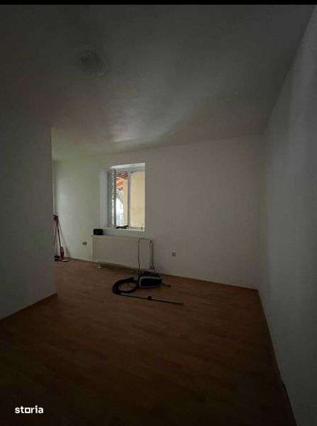 inchiriez casa ideal firma - strada I C Bratianu - Imagine principală: 5/8