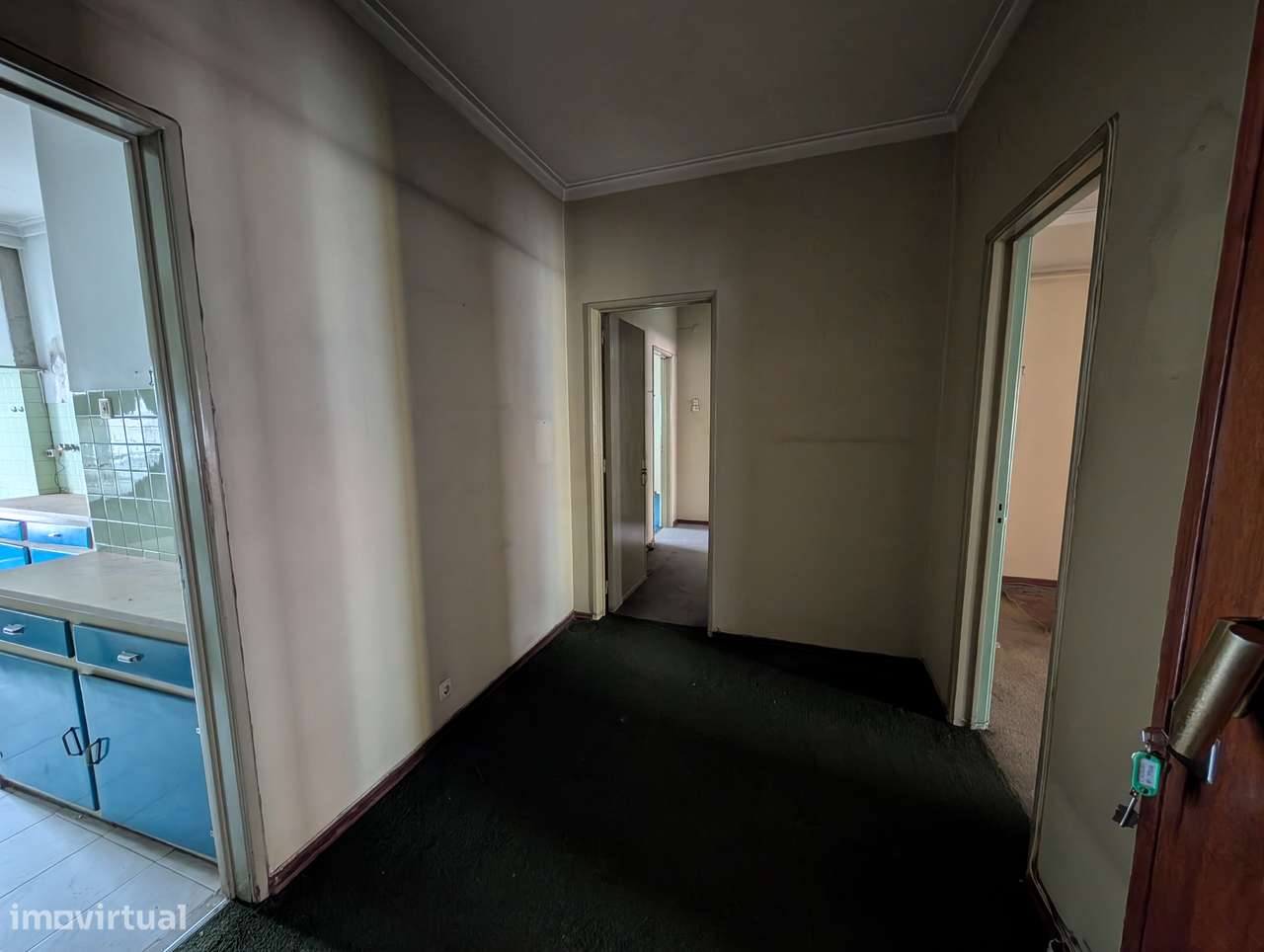 T3 Rua Lusiadas Para Remodelar-35