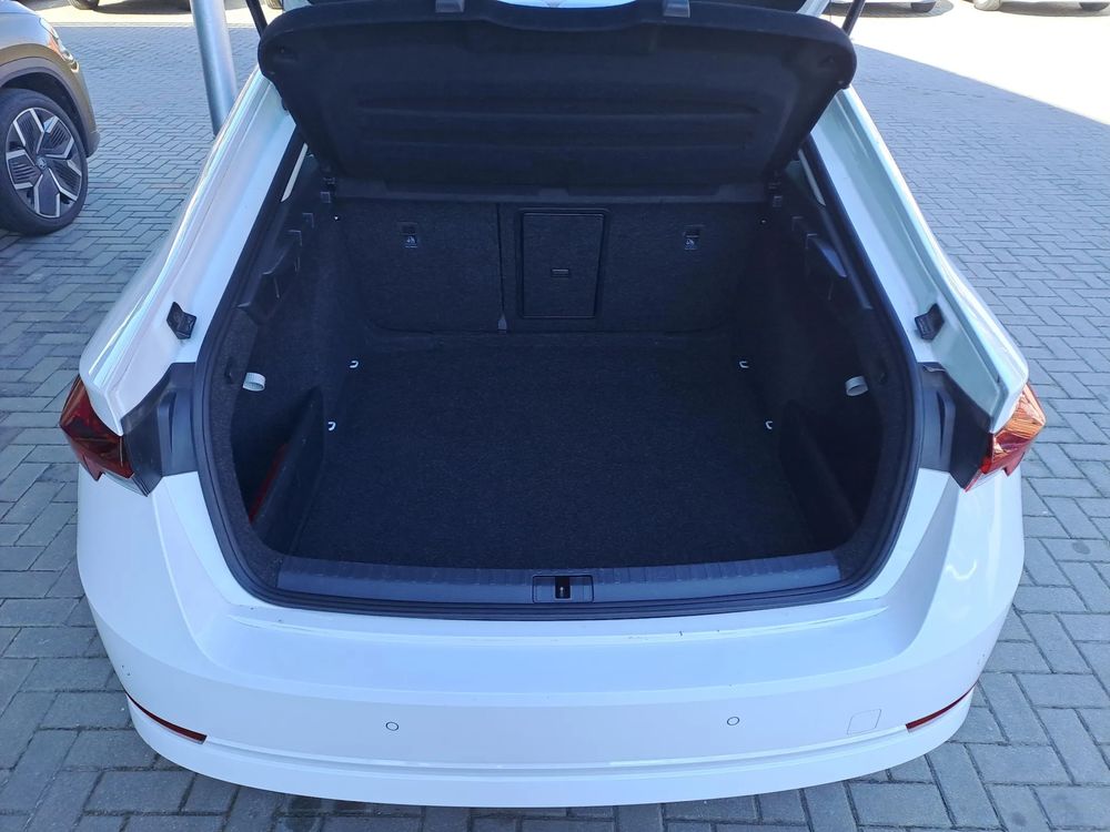 SKODA OCTAVIA Aktywny Tempomat 3 Strefowa Klimatyzacja  Łopatki Salon PL ASO VAT23%