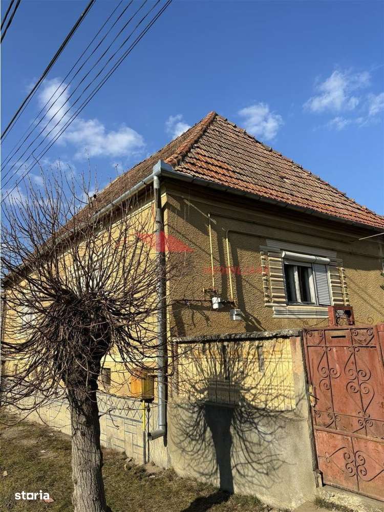 Vand\/Schimb Casa  40 ari teren,  Vermes - Imagine principală: 5/10