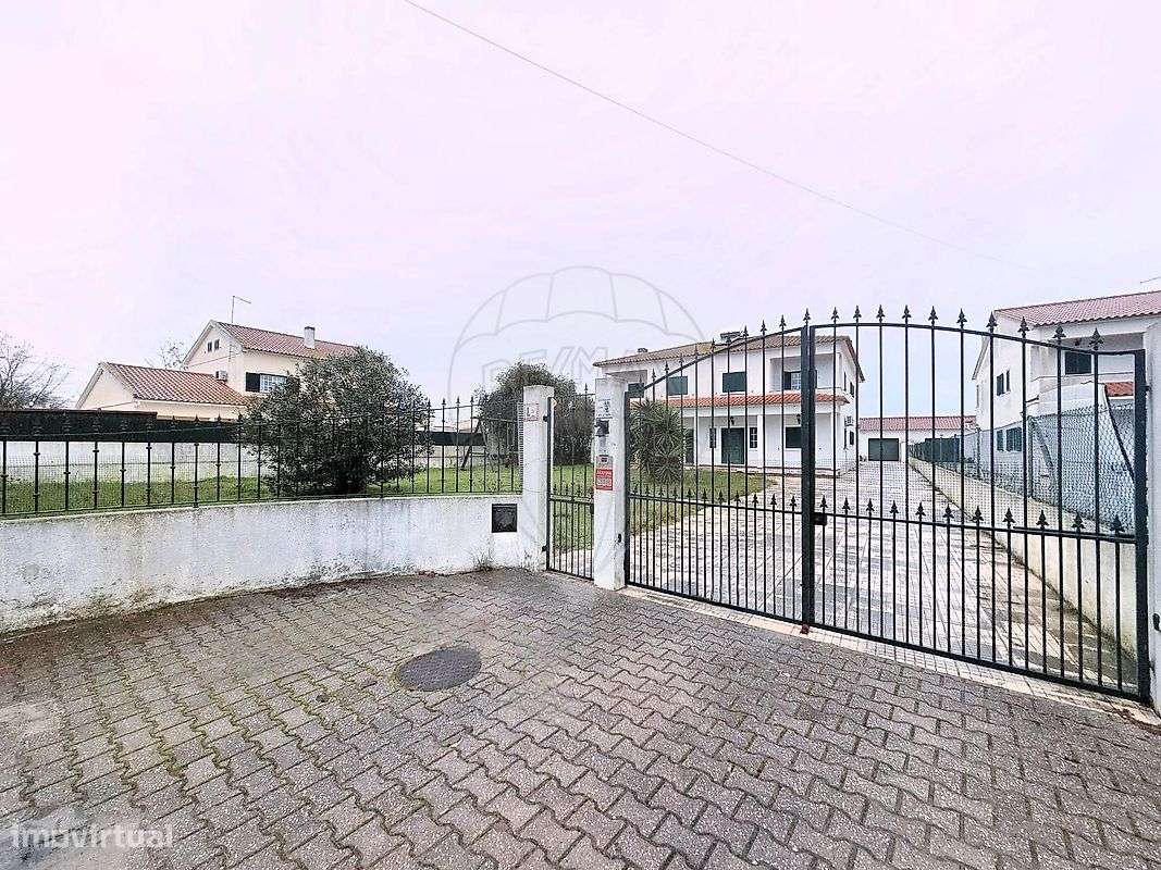 Moradia T5 para arrendamento - Grande imagem: 2/21