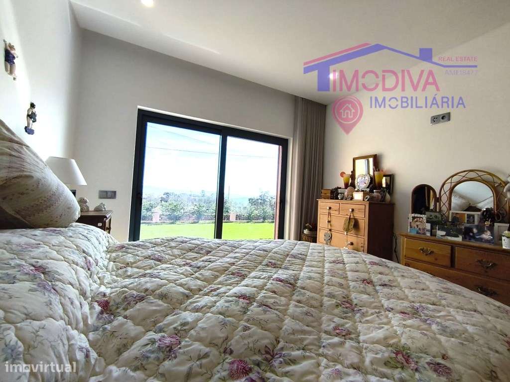 Moradia térrea T3 com garagem em Figueiró dos Vinhos-26