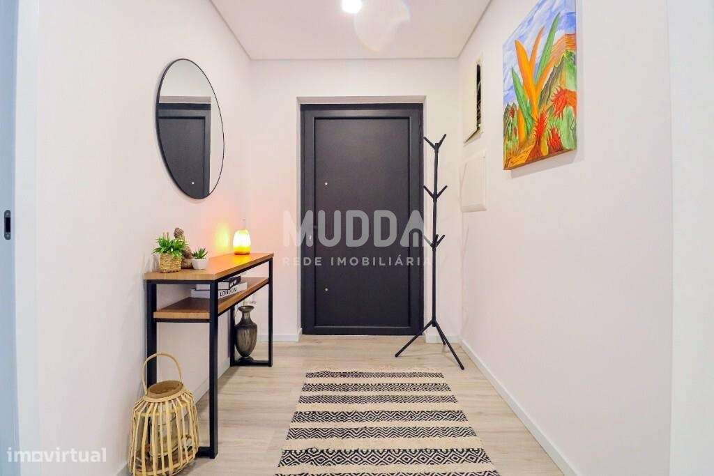 Moradia T3 térrea, independente, localização privilegiada, perto de tu - Grande imagem: 4/15