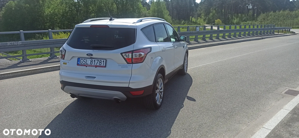 Ford Escape 2.0 EcoBoost AWD Titanium - 21