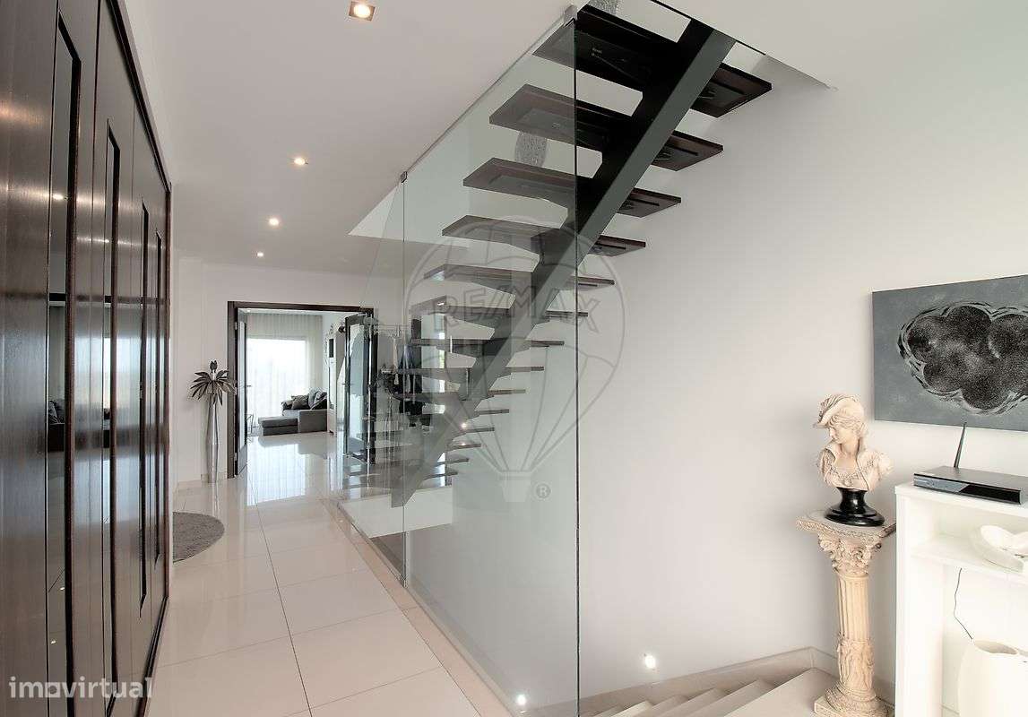 Moradia T5 para venda - Grande imagem: 2/38