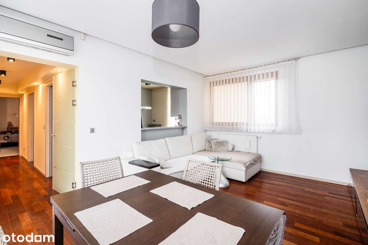 Bronowice ul. Lea. Przestronne 4-pokojowe mieszkanie z balkonem.-1