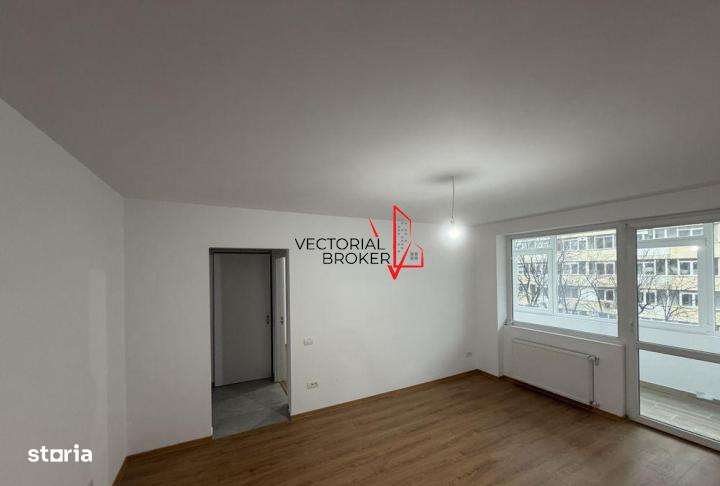 3 camere semidecomandat, renovat Vatra Luminoasa